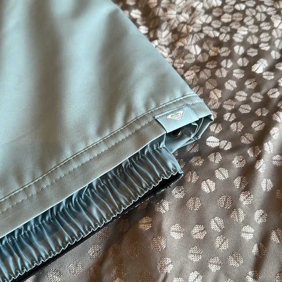 Roxy Backyard snow pants, aqua blue size large - Picture 7 of 8